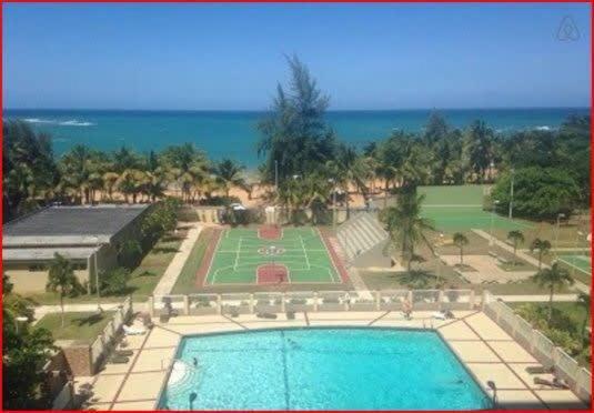 Enchanted 17 Jewel Beachfront Luquillo -Pool Εξωτερικό φωτογραφία
