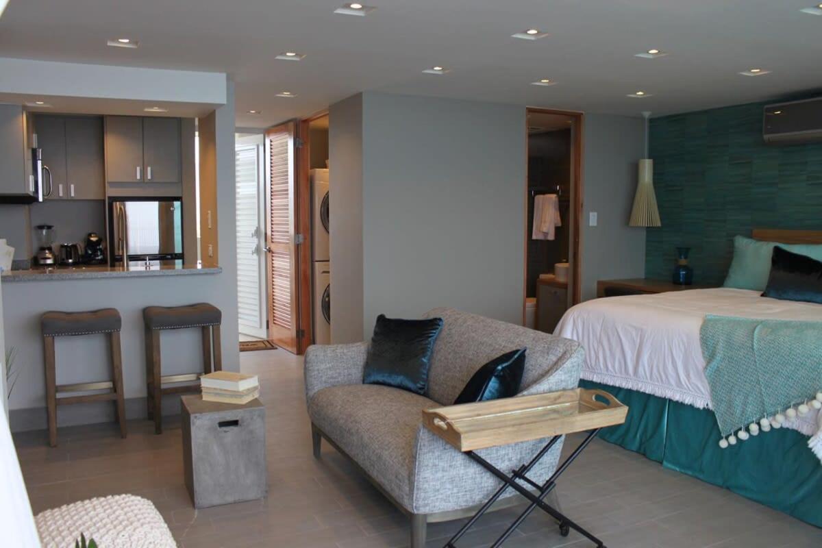 Enchanted 17 Jewel Beachfront Luquillo -Pool Εξωτερικό φωτογραφία